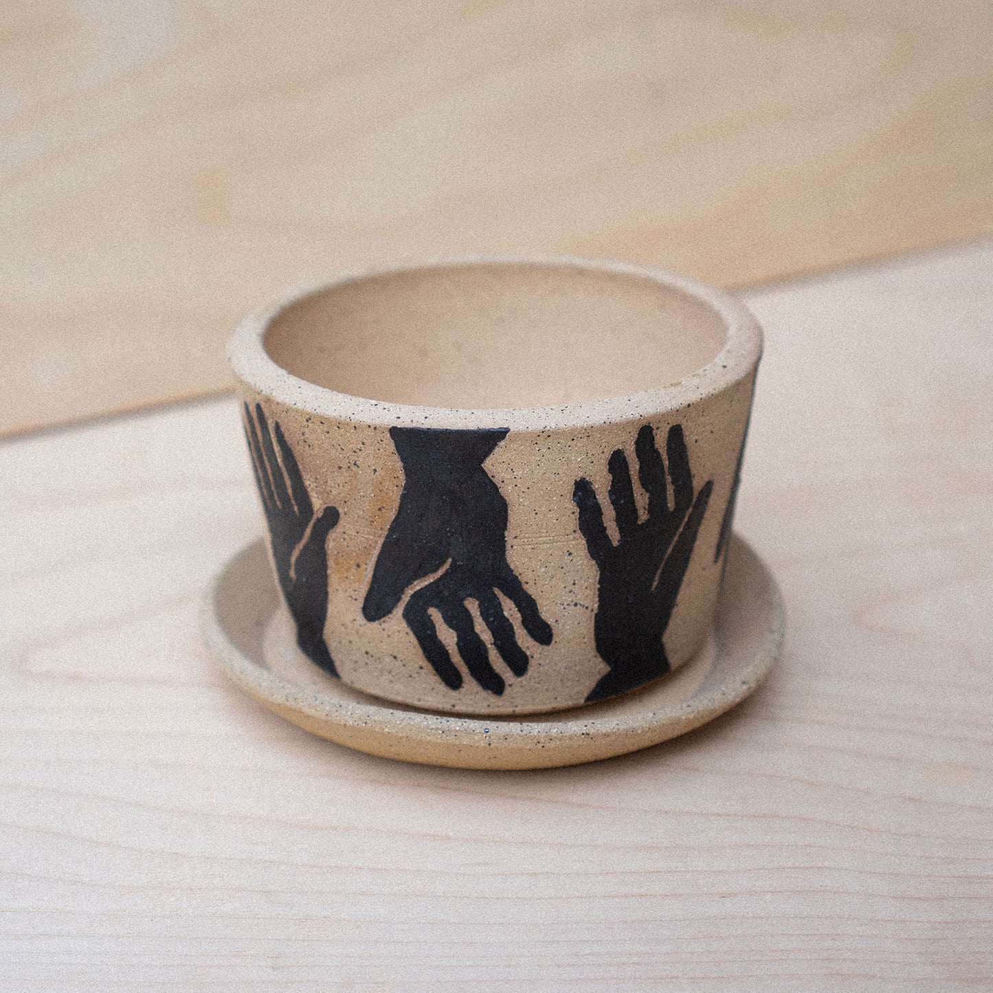 lend a hand planter 01