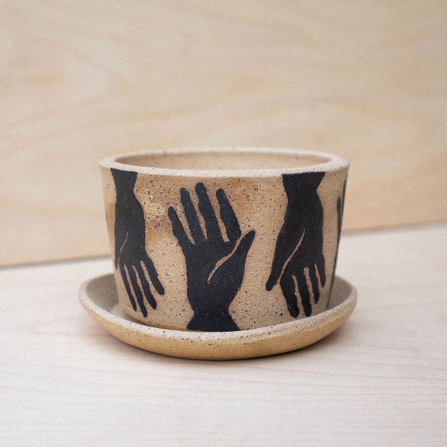 lend a hand planter 01